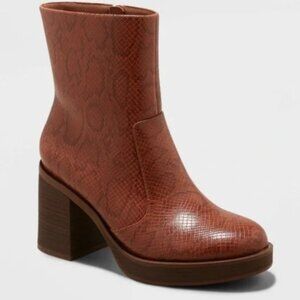 Universal Thread Brown Snake Print Ankle Boots - Size 9